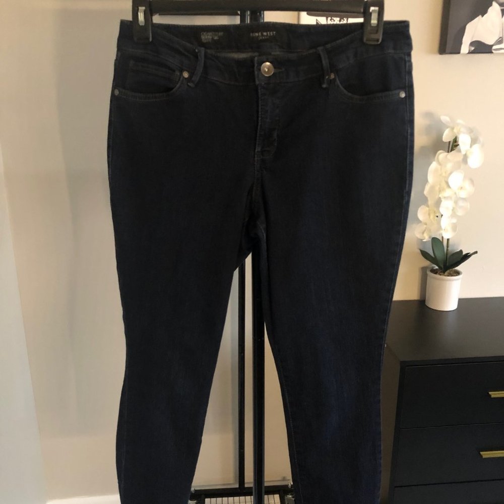 Nine West Cigarette Skinny Jeans!